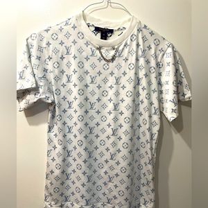 Brand new Louis Vuitton tshirt